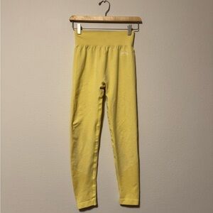 5/$55 !! 🔥 AYBL Leggings in Bright Yellow
